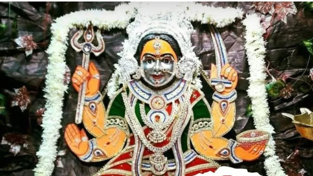 MP Temple : उज्जैन के हरसिद्धि मंदिर में ऐसे हुई थी स्थापना, संतोषी माँ फ़िल्म इसी मंदिर में फ़िल्माई गई MP Temple : उज्जैन के हरसिद्धि मंदिर में ऐसे हुई थी स्थापना, संतोषी माँ फ़िल्म इसी मंदिर में फ़िल्माई गई