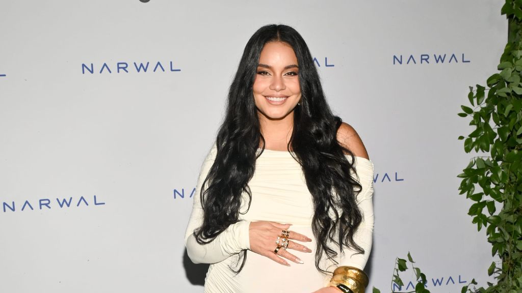 vanessa hudgens net worth