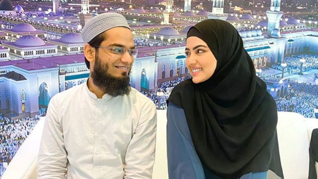 sana khan net worth 2026