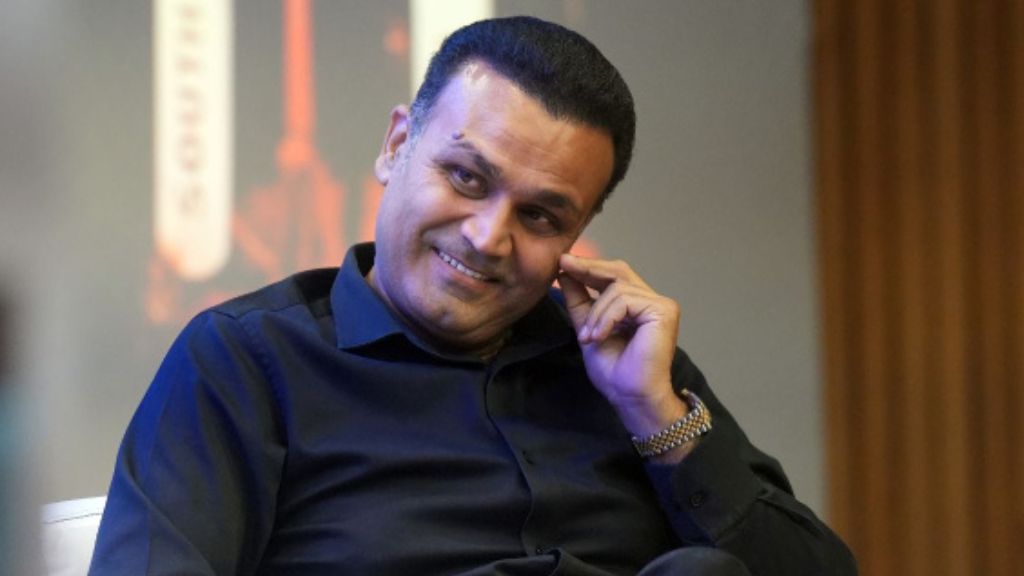 virender sehwag income