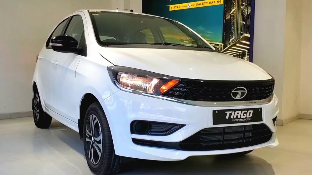 Tata Tiago Base Model Price