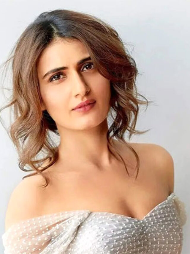 Fatima Sana Net Worth 2025: Salary, Career, Endorsements & Earnings Revealed