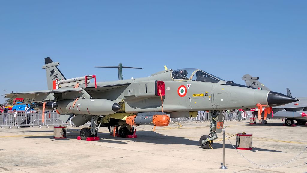 defence stocks rally June 2026 reason Hindi