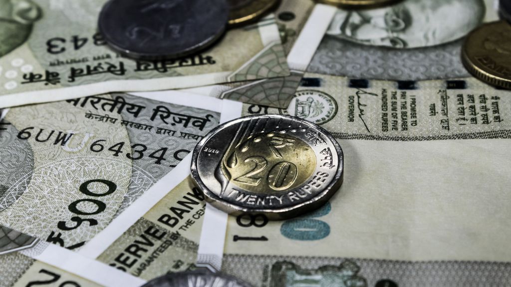 rupee strong India June 2026 kya hoga
